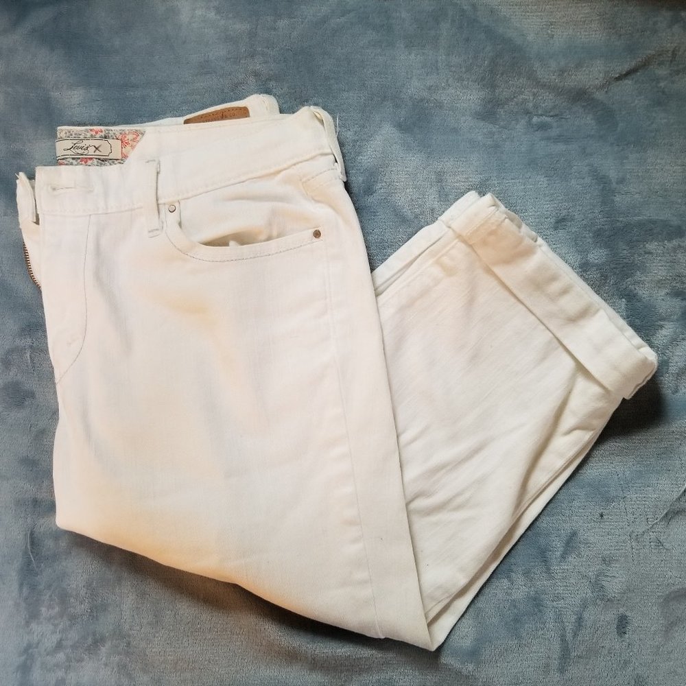 Levi's Capri's rollup hem Women's Size 12 White Stretch